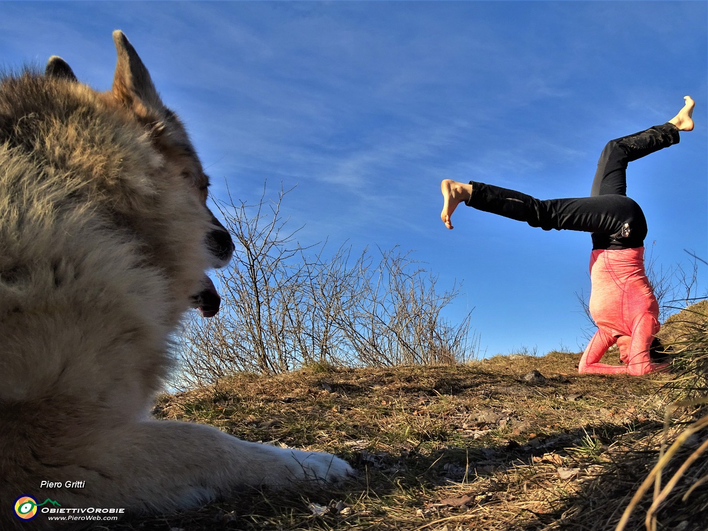 52 Evvai in elevazione yoga sull'elevazione dell'Ocone.JPG